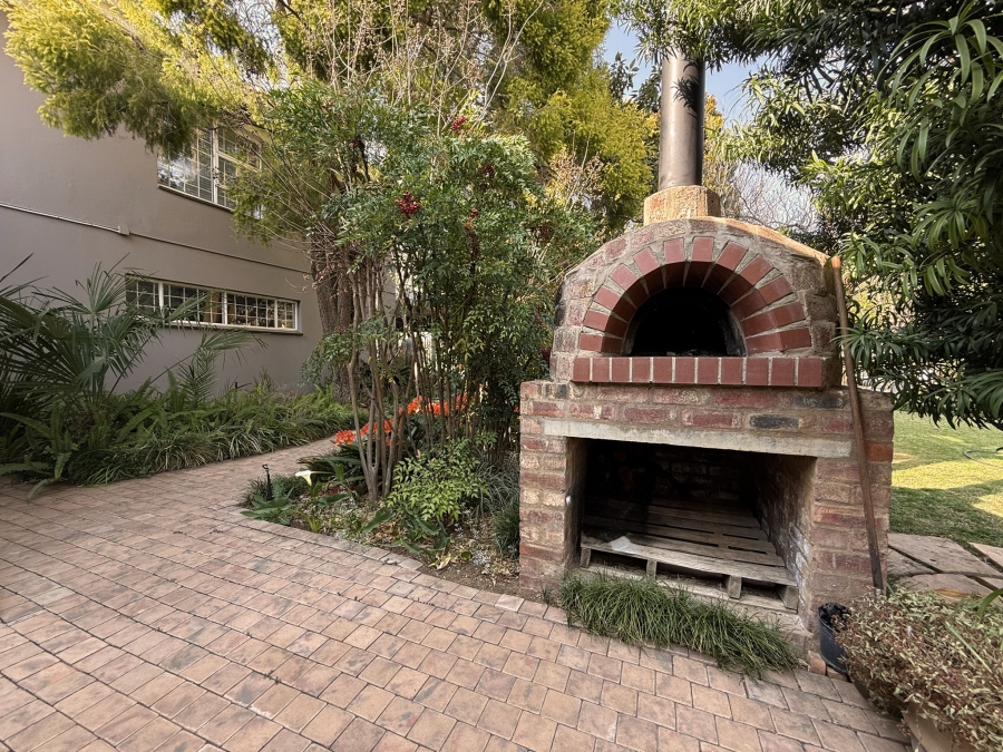 3 Bedroom Property for Sale in Van Der Hoff Park North West